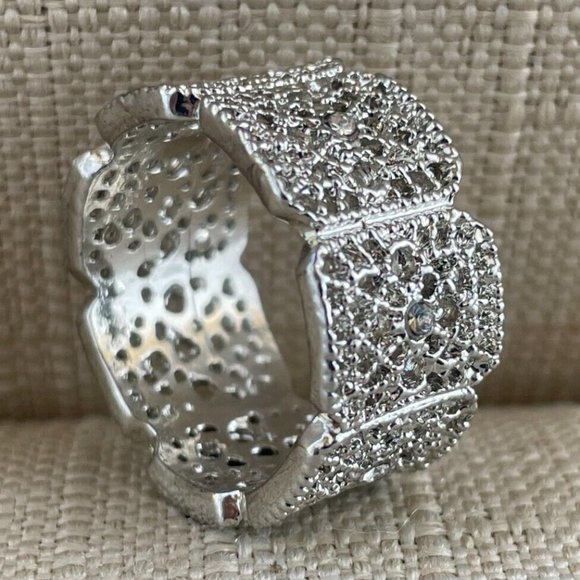 Jewelry - Women Ring Silver Tone Rings Fashion Jewelry Crystal Accent Size 11